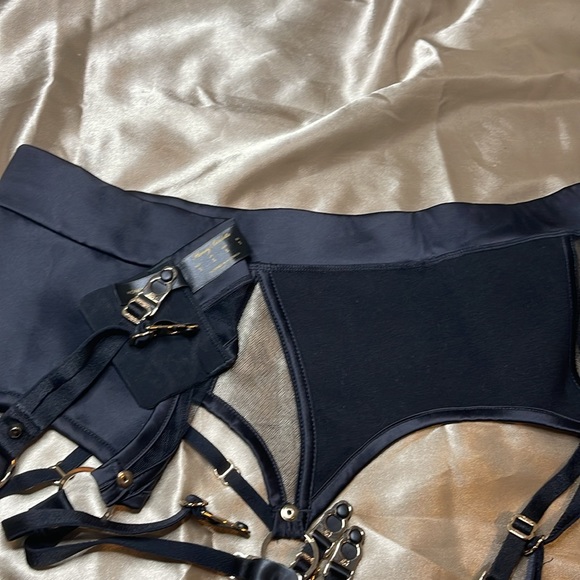 Honey Birdette Jimmy 3 PC Set - Picture 14 of 15